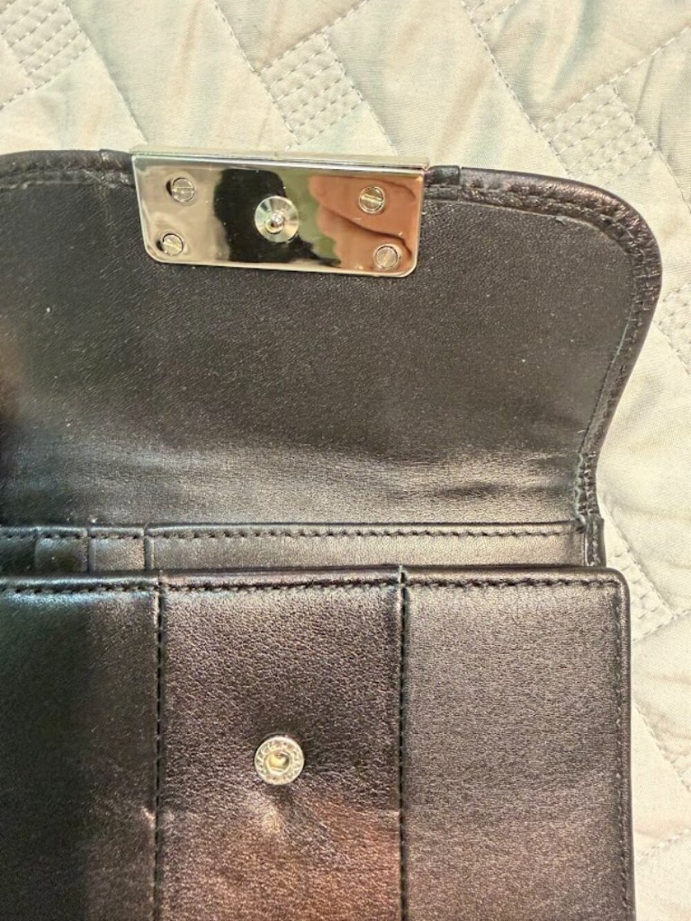 Coach Black Leather Compact Wallet with Coin Zip - Picture 2 of 6